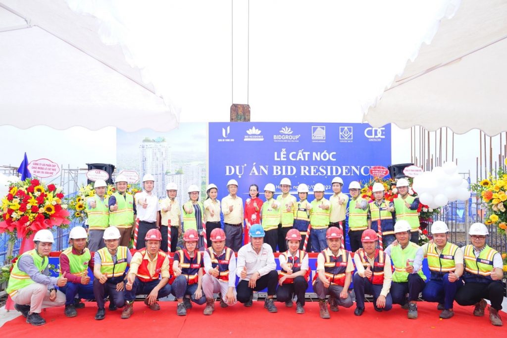 Cất nóc dự án BID Residence